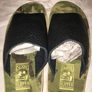 Island Slippers